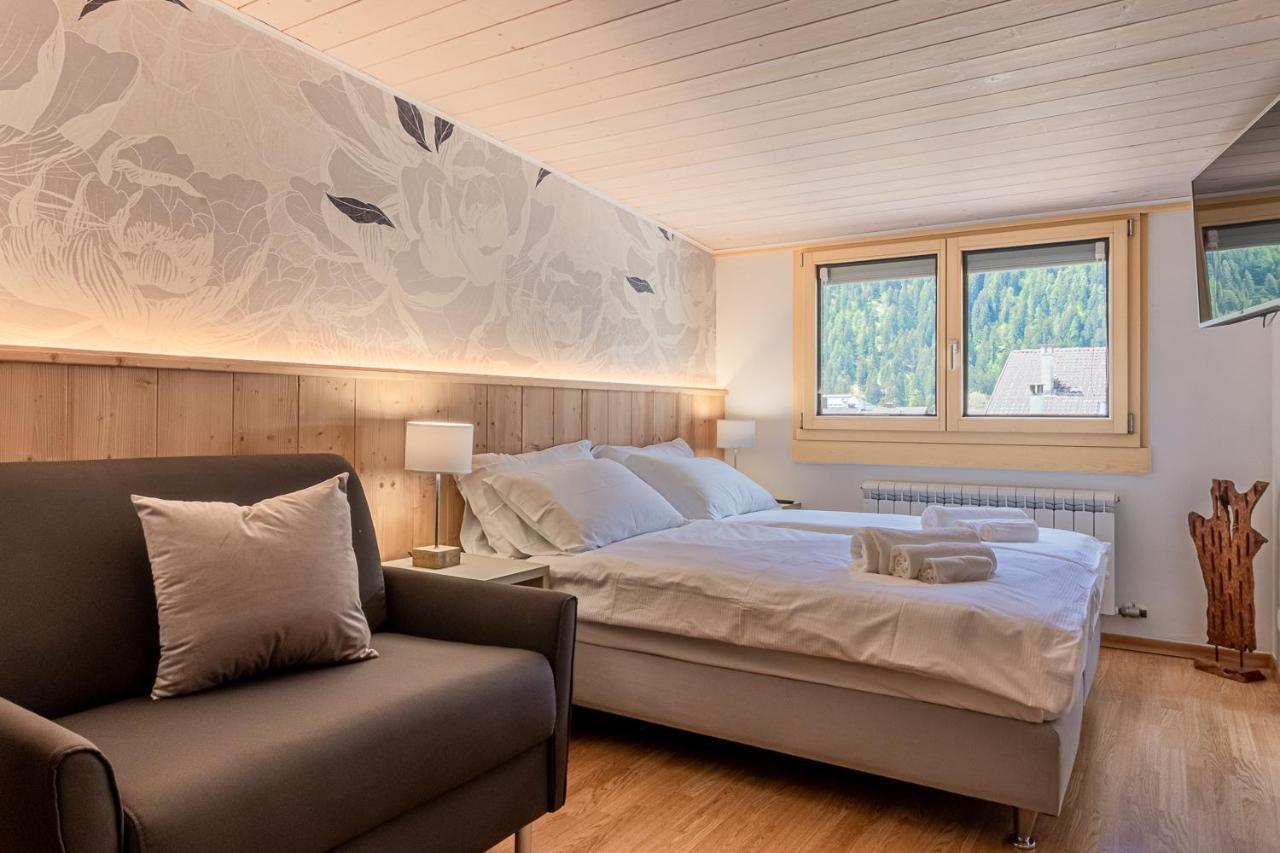 Giustino Suite Italy Pinzolo Due מראה חיצוני תמונה