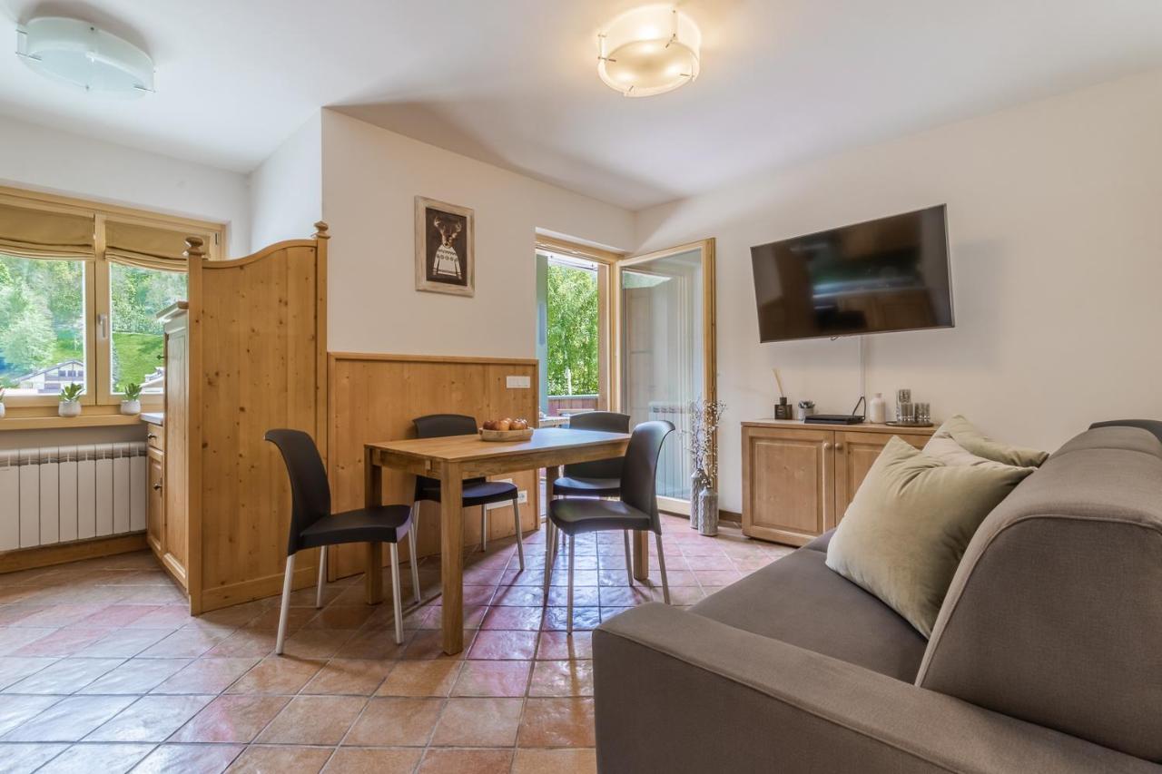 Giustino Suite Italy Pinzolo Due מראה חיצוני תמונה