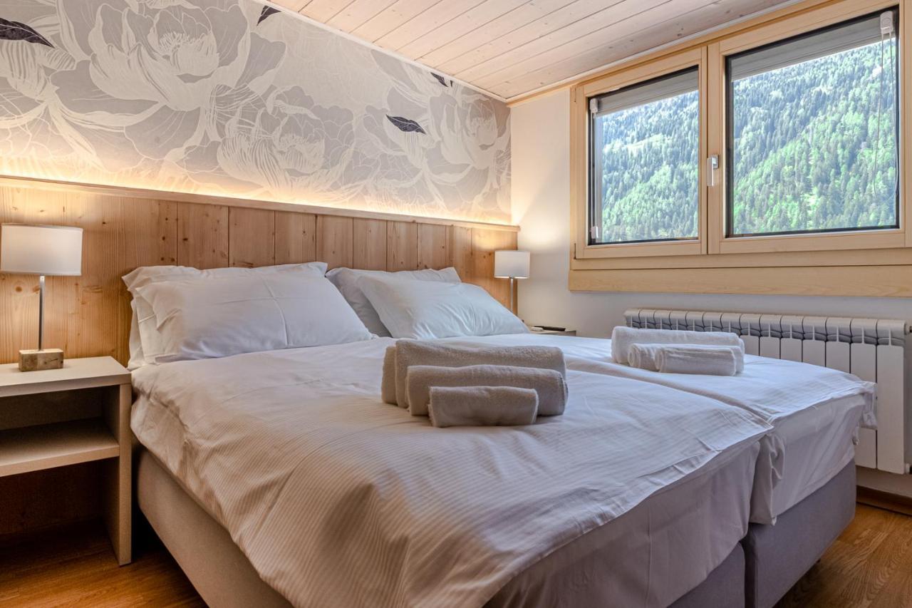 Giustino Suite Italy Pinzolo Due מראה חיצוני תמונה