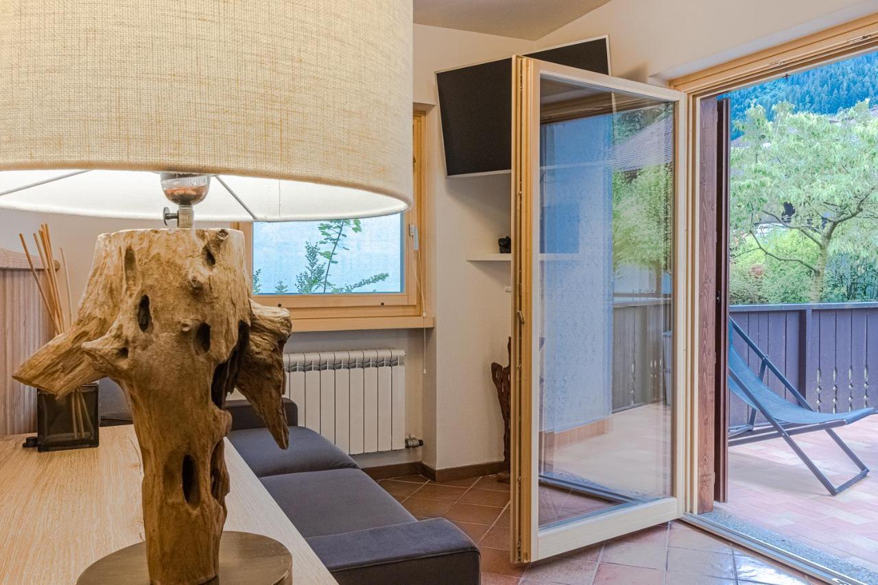 Giustino Suite Italy Pinzolo Due מראה חיצוני תמונה